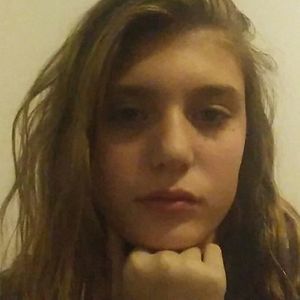 Meet your Posher, Isabella